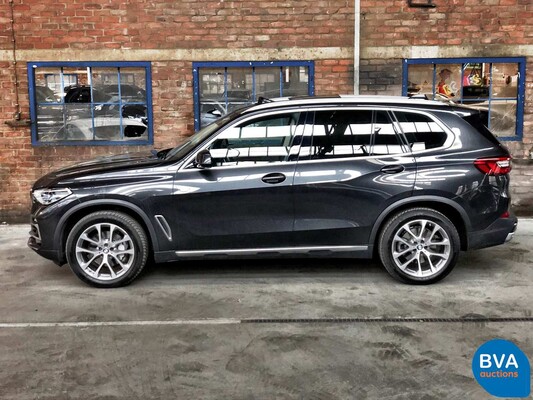 BMW X5 30d xDrive 265 PS 2019 -Garantie-.