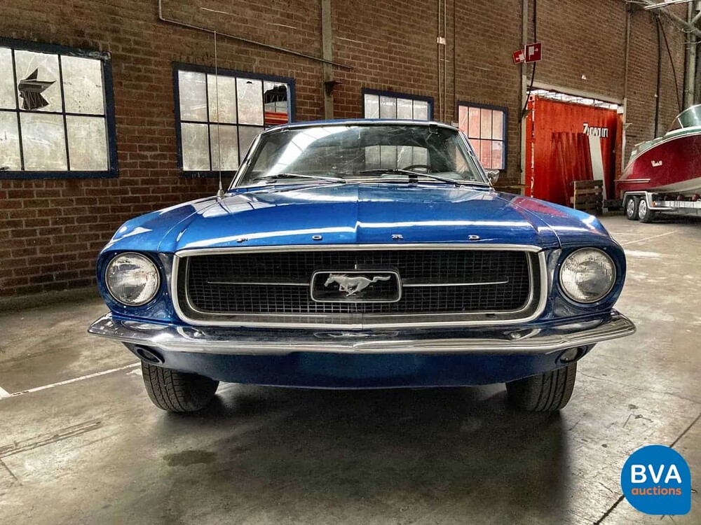Ford Mustang V8 Coupé Automatik 1967.