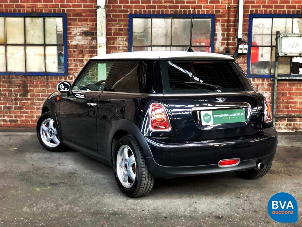 Mini Cooper 1.6 120 PS 2007, ST-292-N.
