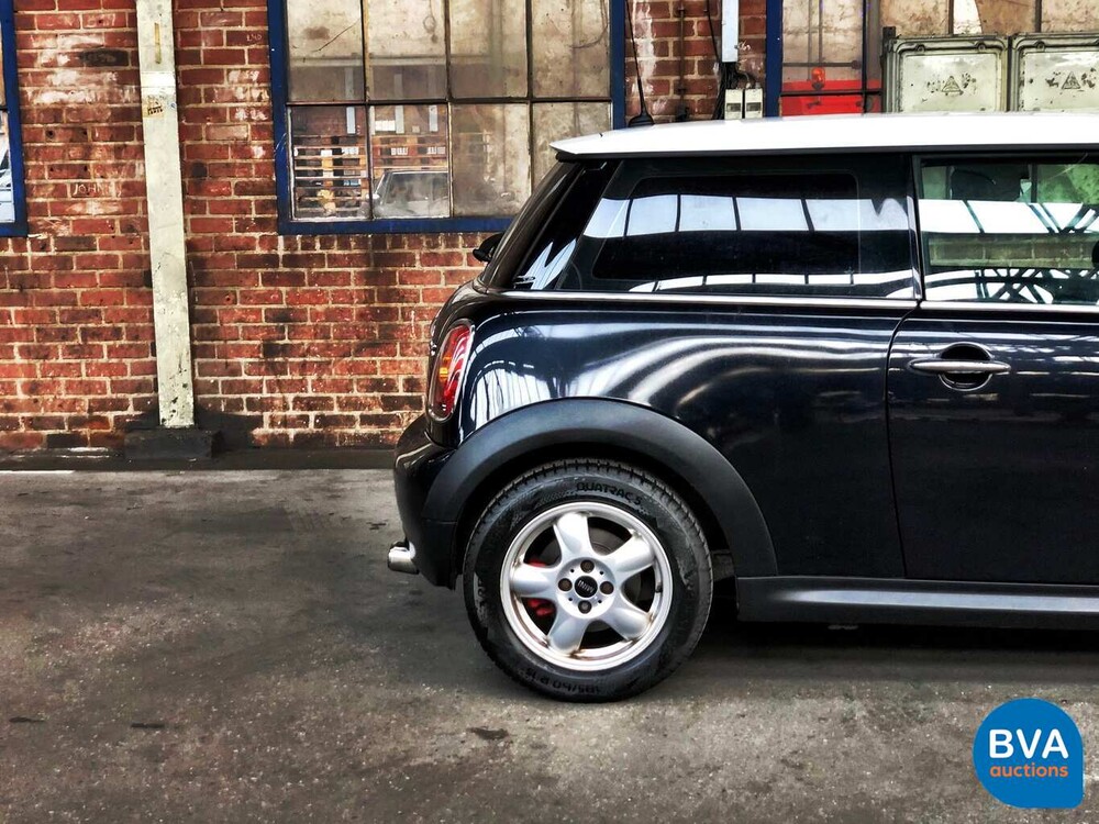 Mini Cooper 1.6 120 PS 2007, ST-292-N.