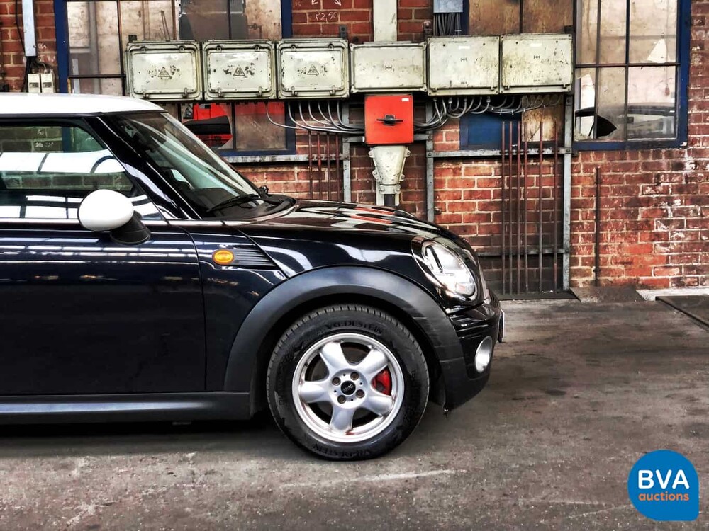 Mini Cooper 1.6 120 PS 2007, ST-292-N.