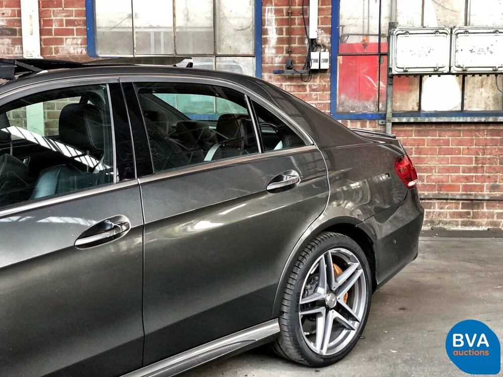 Mercedes-Benz E63 S AMG 4Matic 2015 FACELIFT E63s Carbon E-KLASSE -Original NL, 5-ZGN-32.