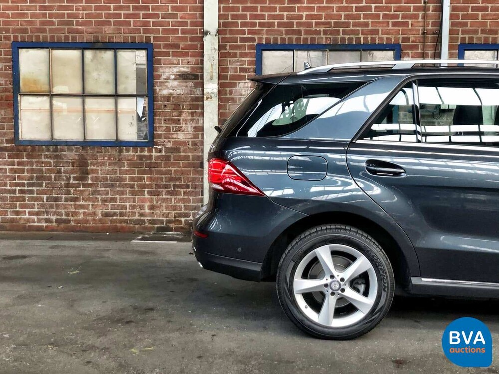 Mercedes-Benz GLE350d 4Matic 258hp 2016.