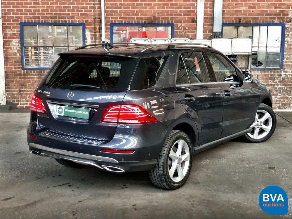 Mercedes-Benz GLE350d 4Matic 258hp 2016.