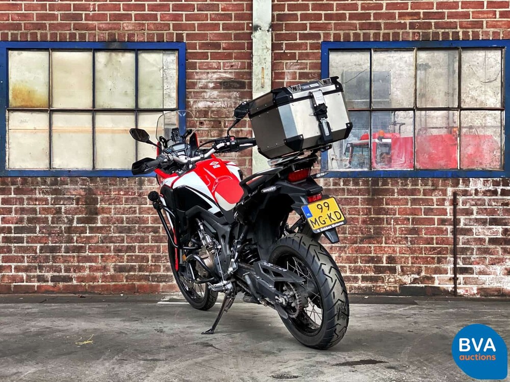 Honda CRF 1000A 95 PS 2016, 99-MG-KD.