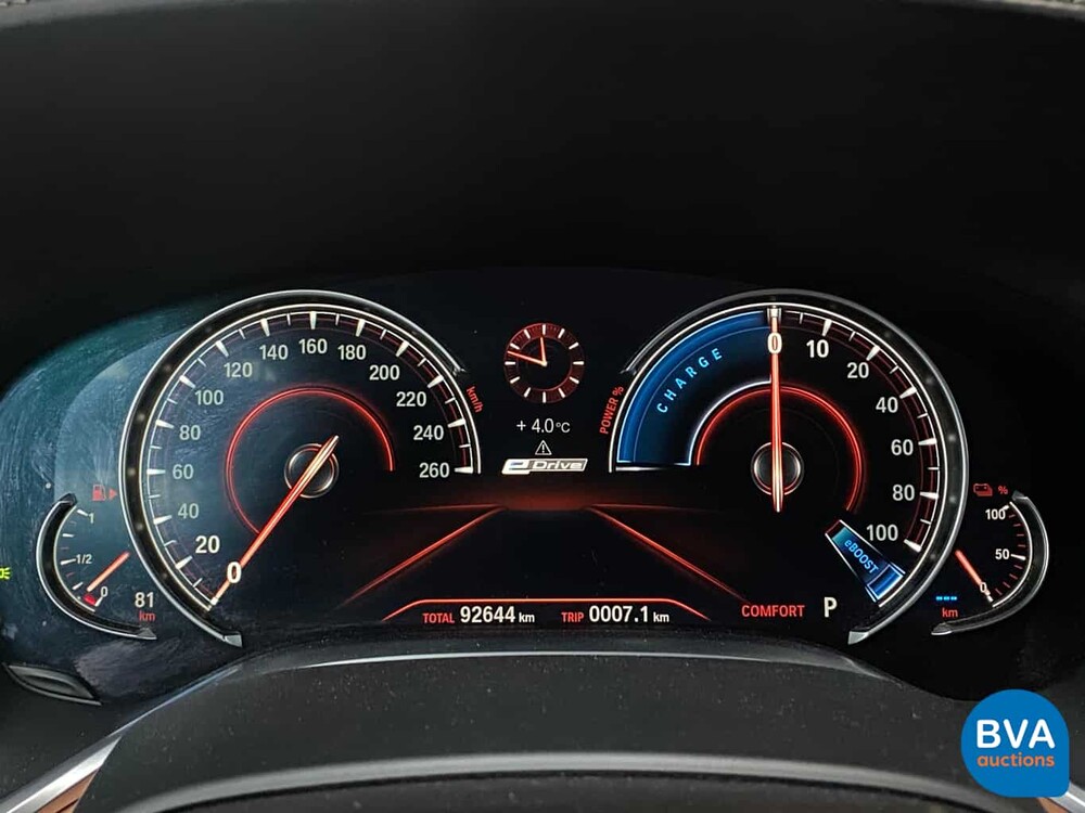 BMW 740e 326 PS 7er 2017, J-841-FK.
