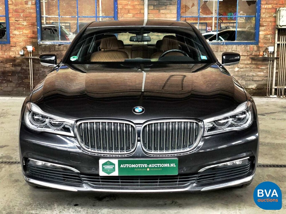 BMW 740e 326 PS 7er 2017, J-841-FK.