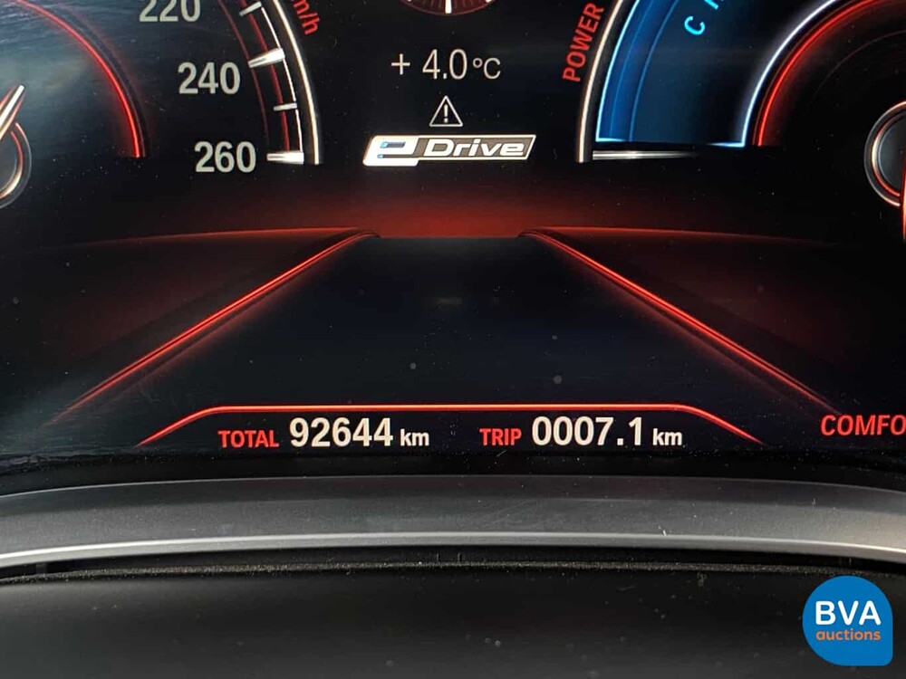 BMW 740e 326 PS 7er 2017, J-841-FK.