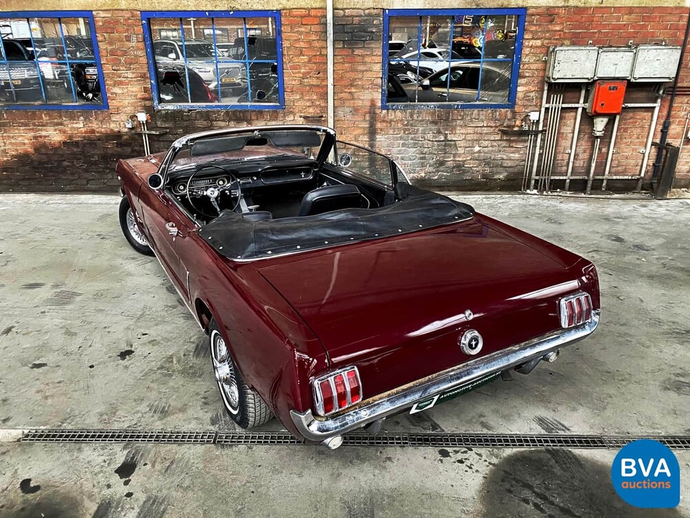 Ford Mustang Cabriolet V8 Automatik 1965.
