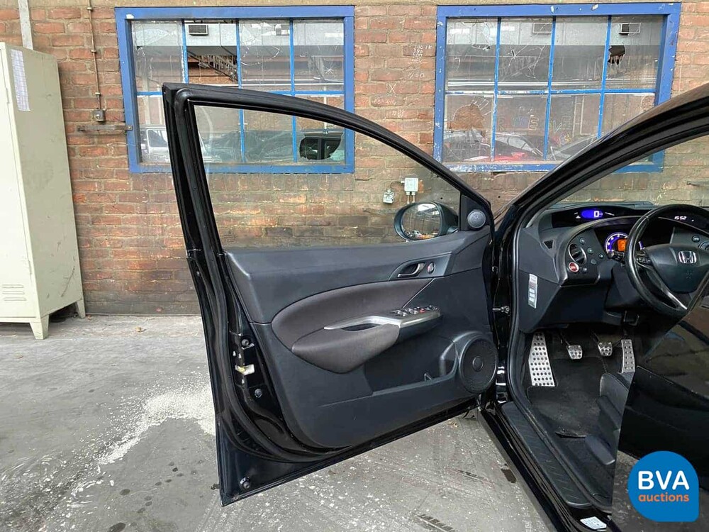 Honda CIVIC 1.8 140PK Style Mode, 70-KRL-3