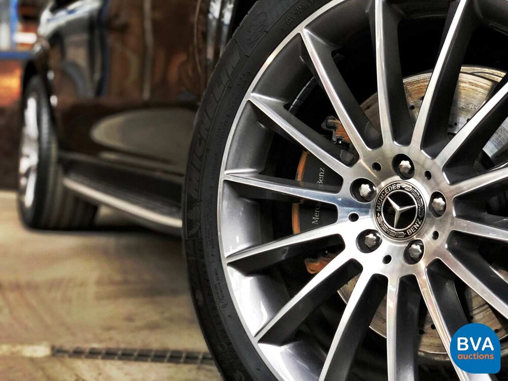 Mercedes-Benz GLE400d 4Matic AMG 330 PS 2020 -GARANTIE-.