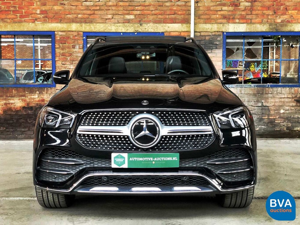 Mercedes-Benz GLE400d 4Matic AMG 330 PS 2020 -GARANTIE-.