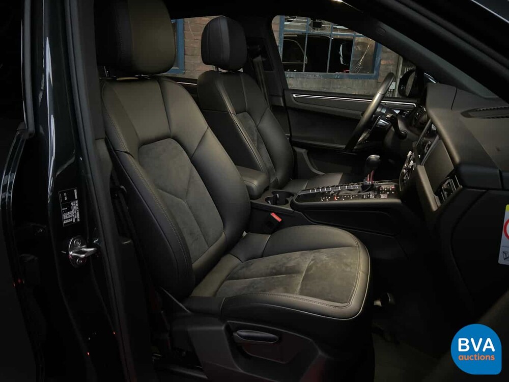 Porsche Macan 2.0 245 PS 2019 - GARANTIE -.