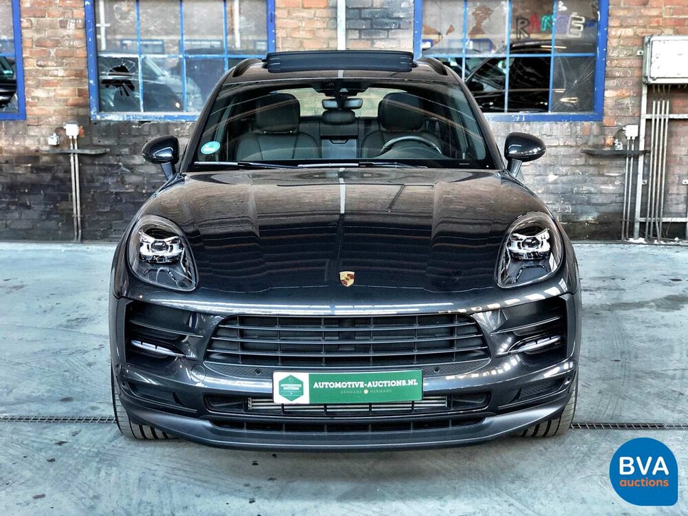 Porsche Macan 2.0 245 PS 2019 - GARANTIE -.