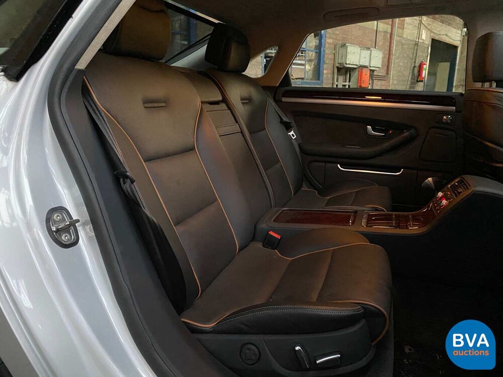 Audi A8 6.0 W12 Long 450 PS 2008.