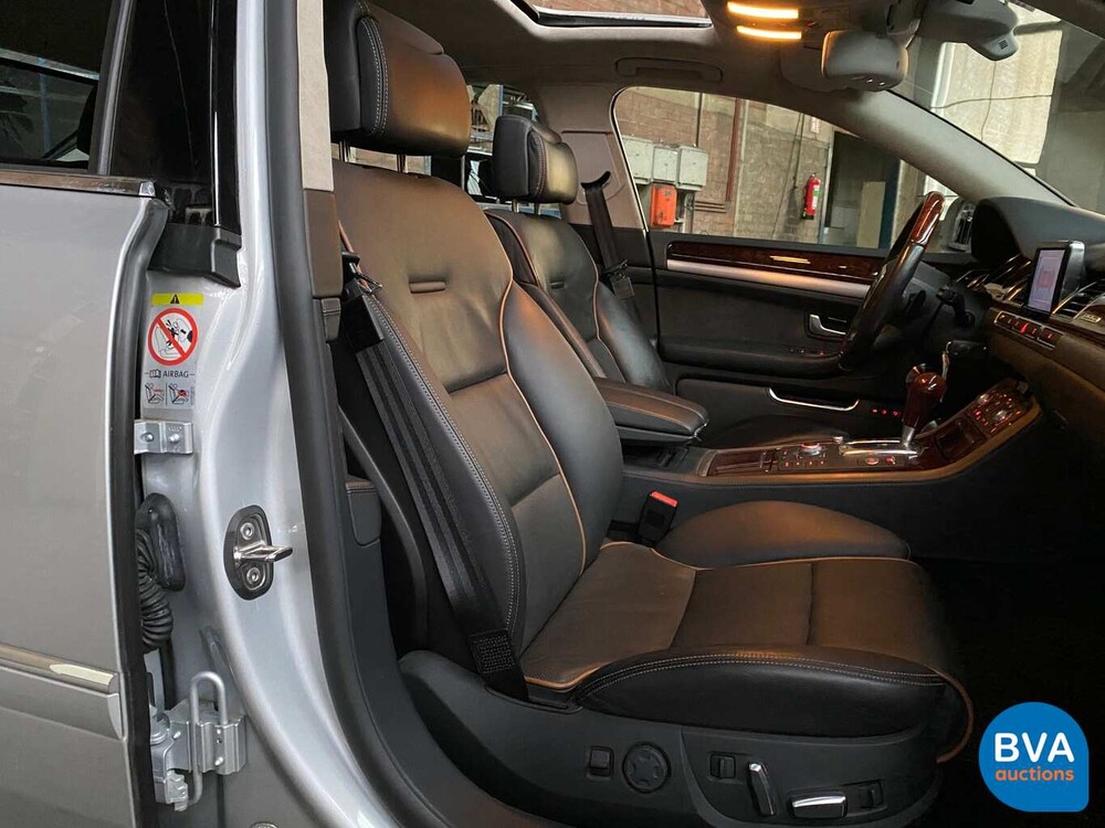 Audi A8 6.0 W12 Long 450 PS 2008.