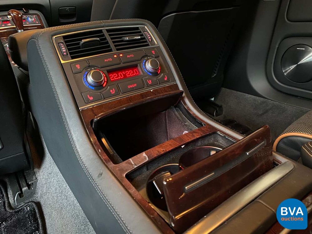 Audi A8 6.0 W12 Long 450 PS 2008.