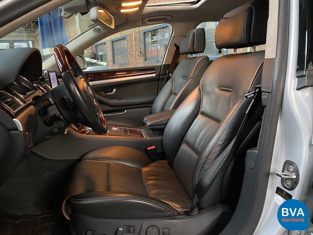 Audi A8 6.0 W12 Long 450 PS 2008.