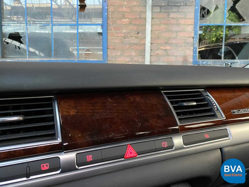Audi A8 6.0 W12 Long 450 PS 2008.