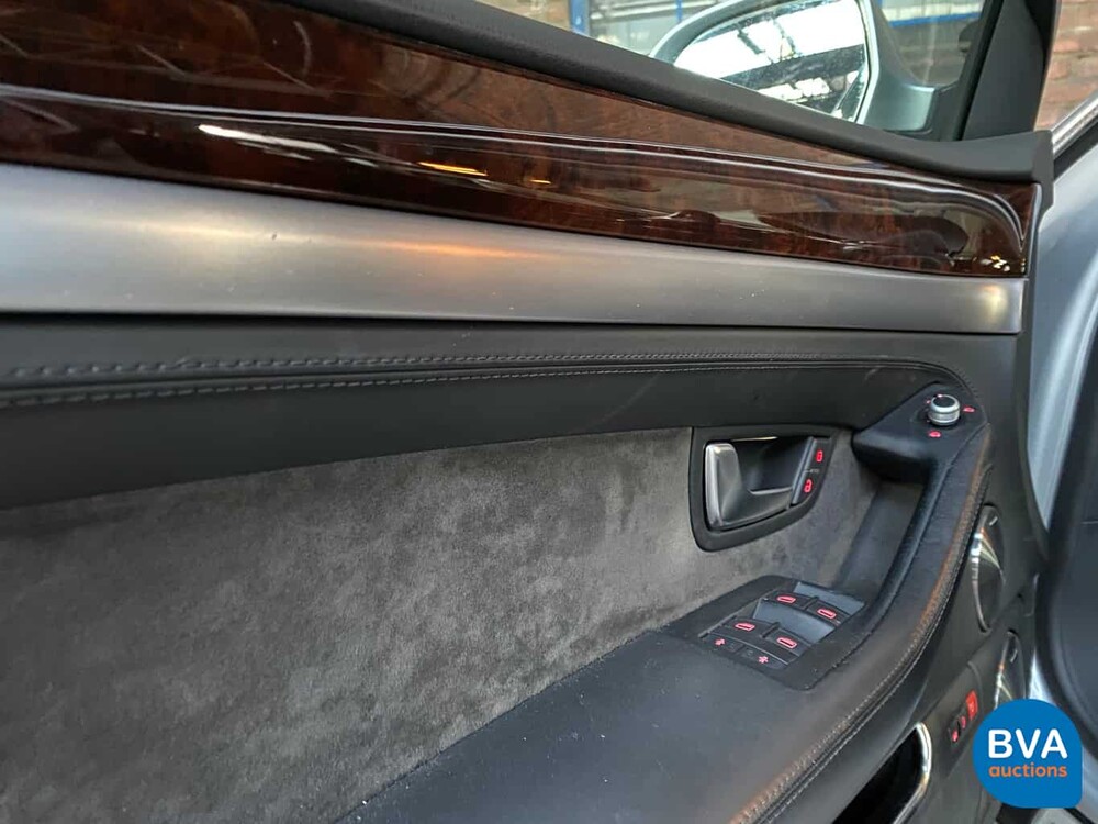 Audi A8 6.0 W12 Long 450 PS 2008.