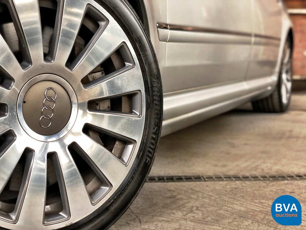 Audi A8 6.0 W12 Long 450 PS 2008.