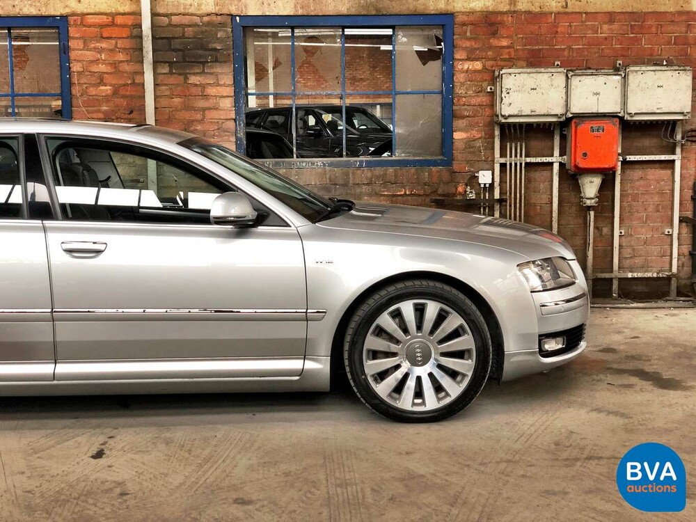 Audi A8 6.0 W12 Long 450 PS 2008.