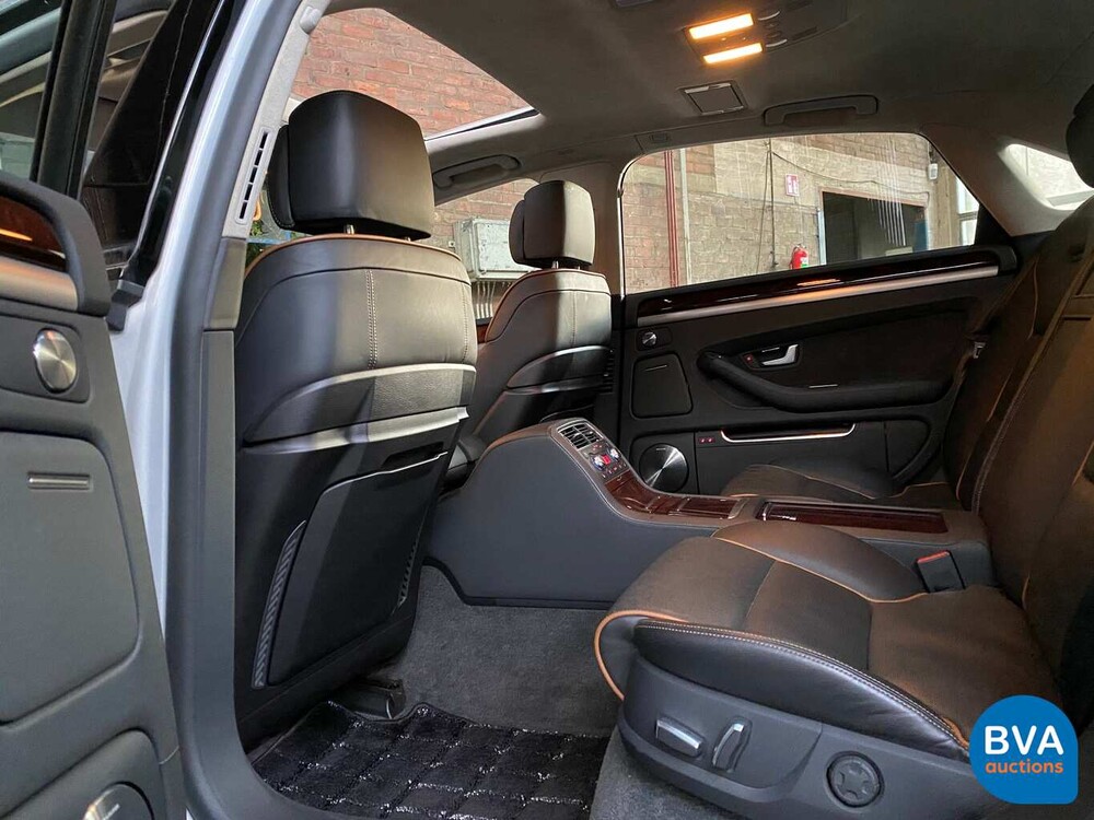 Audi A8 6.0 W12 Long 450 PS 2008.