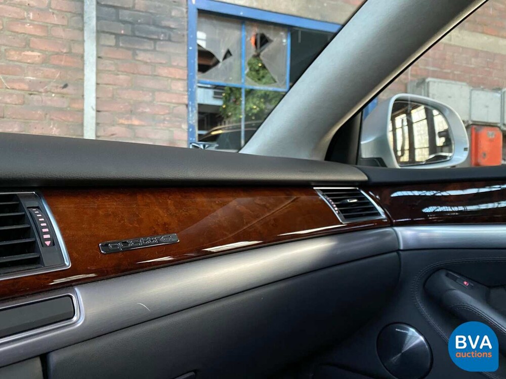 Audi A8 6.0 W12 Long 450 PS 2008.