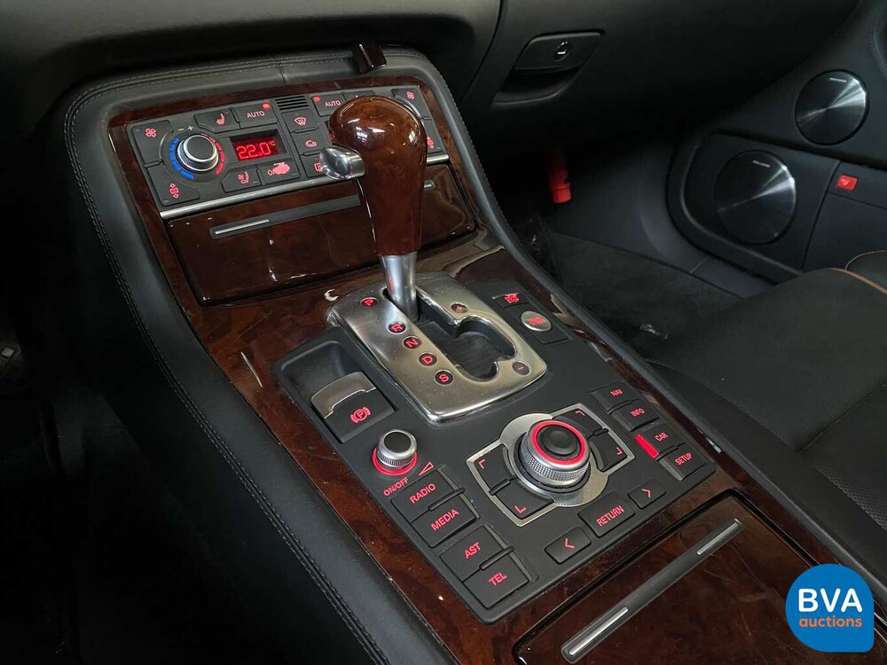 Audi A8 6.0 W12 Long 450 PS 2008.