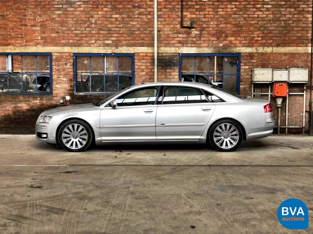 Audi A8 6.0 W12 Long 450 PS 2008.