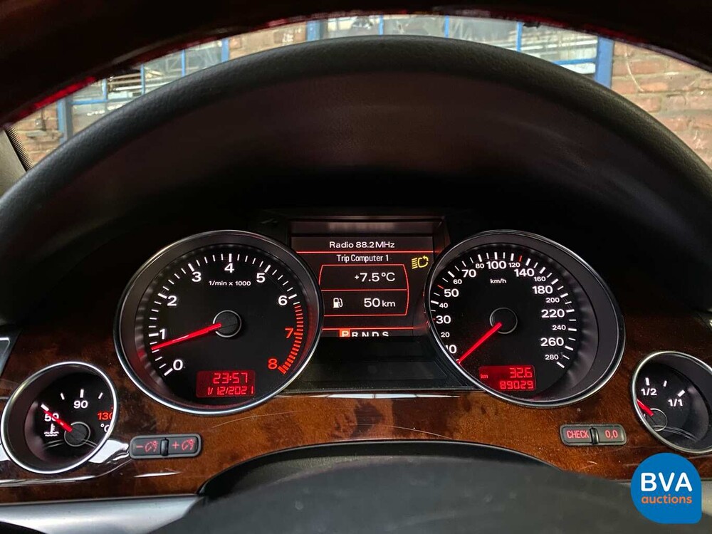 Audi A8 6.0 W12 Long 450 PS 2008.