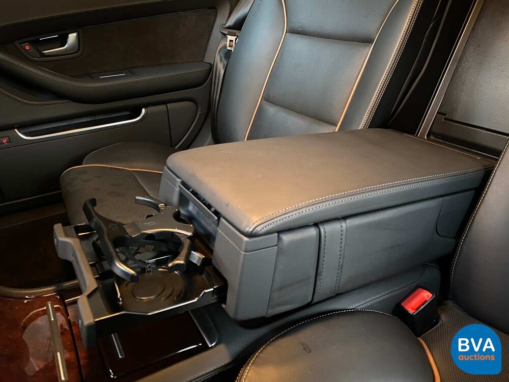 Audi A8 6.0 W12 Long 450 PS 2008.