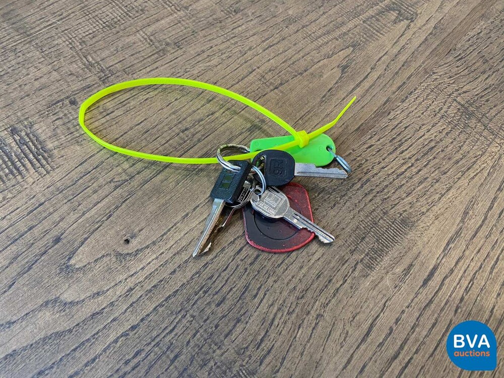 Chevrolet Corvette C3 Targa Stingray 230hp 1980, J-800-RH.