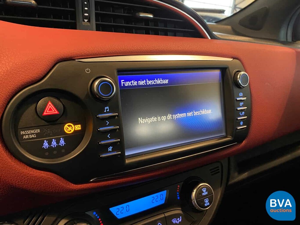 Toyota Yaris 1.5 Hybrid Bi-Tone 2018, K-655-HV.