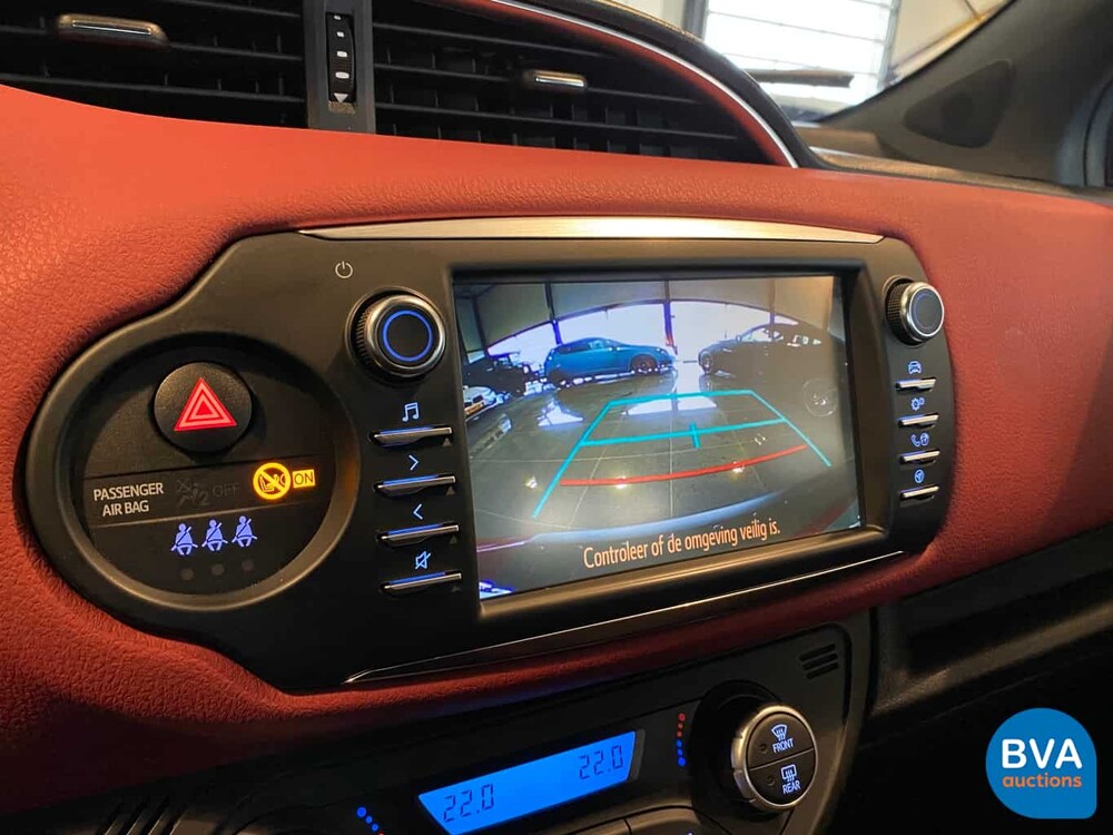 Toyota Yaris 1.5 Hybrid Bi-Tone 2018, K-655-HV.
