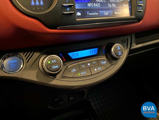 Toyota Yaris 1.5 Hybrid Bi-Tone 2018, K-655-HV