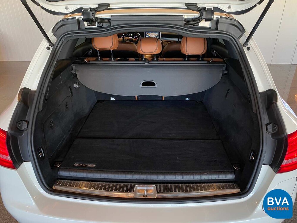 Mercedes-Benz C350e Kombi 279 PS C-Klasse 2015, HP-546-F.