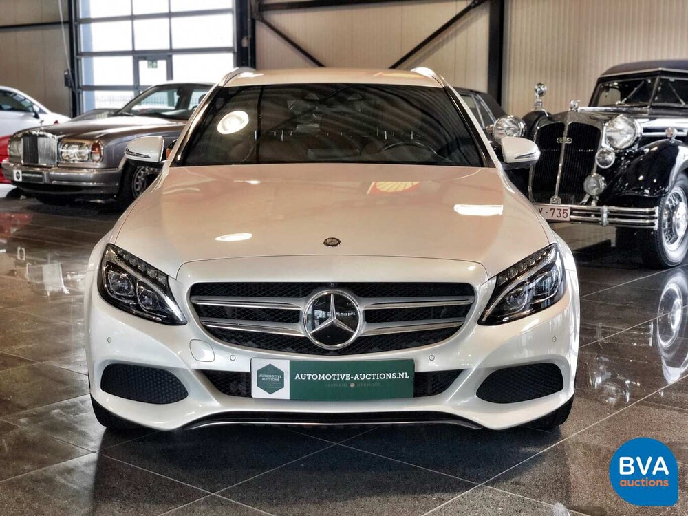 Mercedes-Benz C350e Kombi 279 PS C-Klasse 2015, HP-546-F.