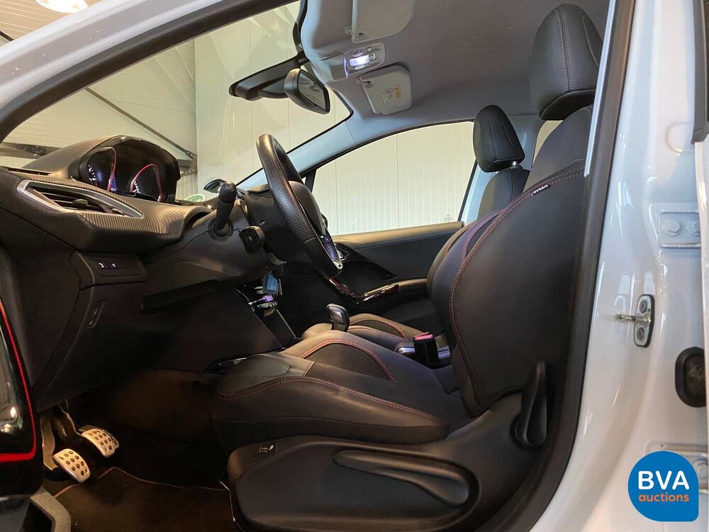 Peugeot 2008 1.2 PureTech Allure GT-Line 110PK 2018, J-594-KG