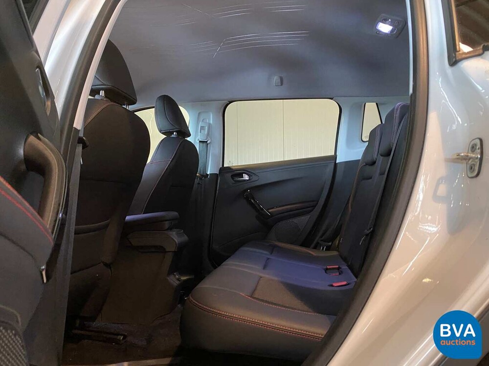 Peugeot 2008 1.2 PureTech Allure GT-Line 110PK 2018, J-594-KG