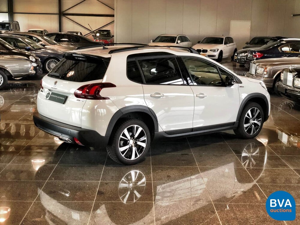 Peugeot 2008 1.2 PureTech Allure GT-Line 110PK 2018, J-594-KG