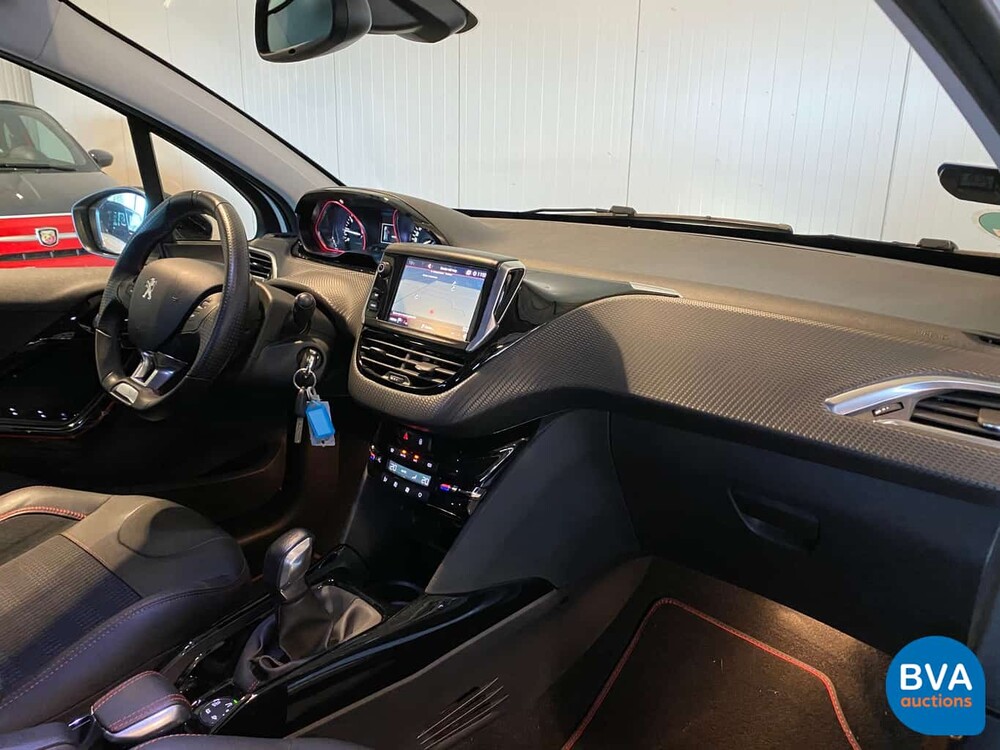Peugeot 2008 1.2 PureTech Allure GT-Line 110PK 2018, J-594-KG