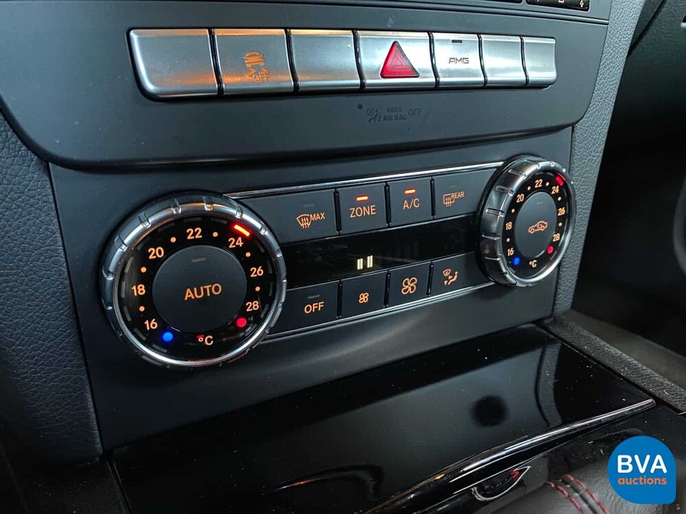 Mercedes-Benz C63 AMG Coupé SCHWARZE SERIE 517PK Track-Pack Aero-Pack.