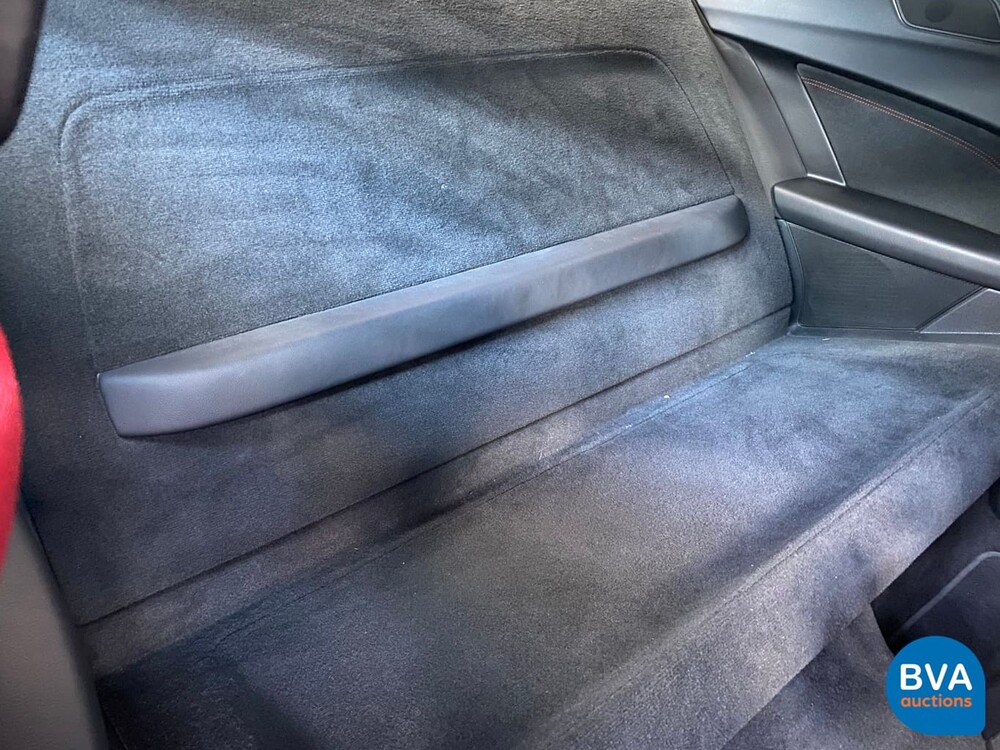 Mercedes-Benz C63 AMG Coupé SCHWARZE SERIE 517PK Track-Pack Aero-Pack.