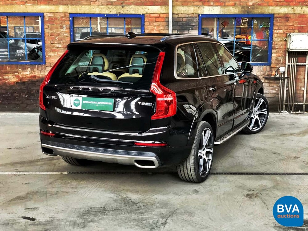 Volvo XC90 2.0 T8 TwinEngine AWD Beschriftung 407 PS 2015 7-Sitzer, HK-515-B.