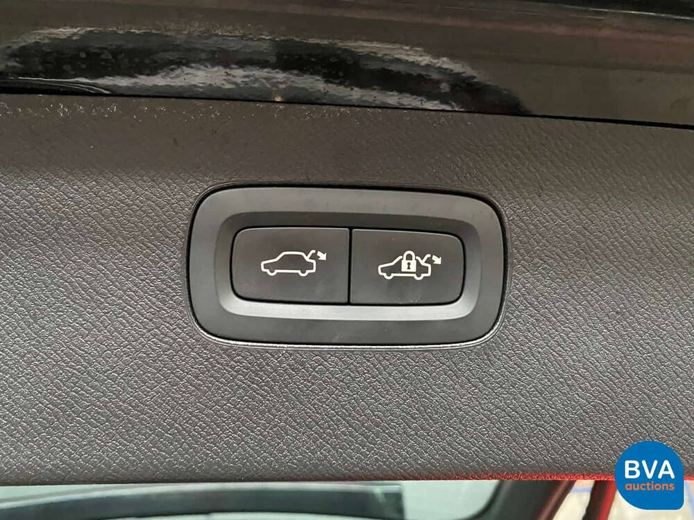 Volvo XC90 2.0 T8 TwinEngine AWD Beschriftung 407 PS 2015 7-Sitzer, HK-515-B.