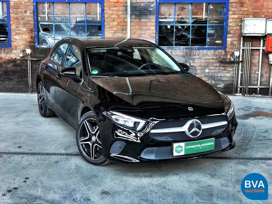 Mercedes-Benz A-klasse 180 Business Solution MY-2020 136pk AMG NW-Model, K-824-GH