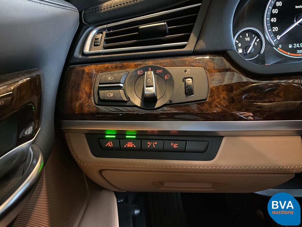 BMW 760i 544 PS V12 Turbo 2014 7er Individual, G-433-BG.