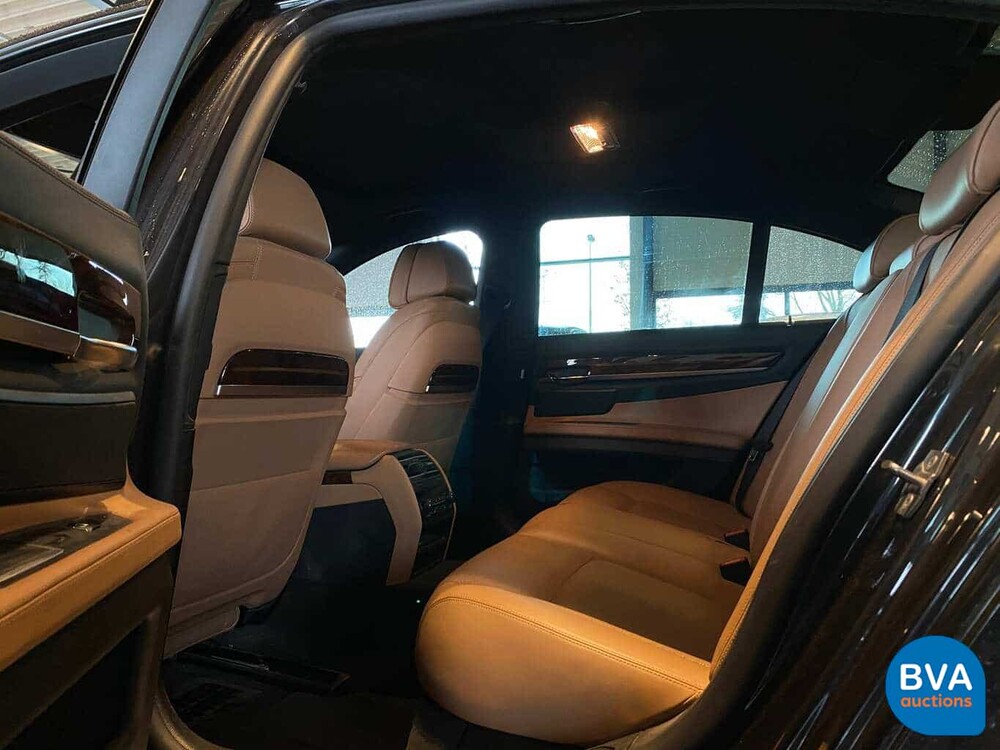 BMW 760i 544 PS V12 Turbo 2014 7er Individual, G-433-BG.