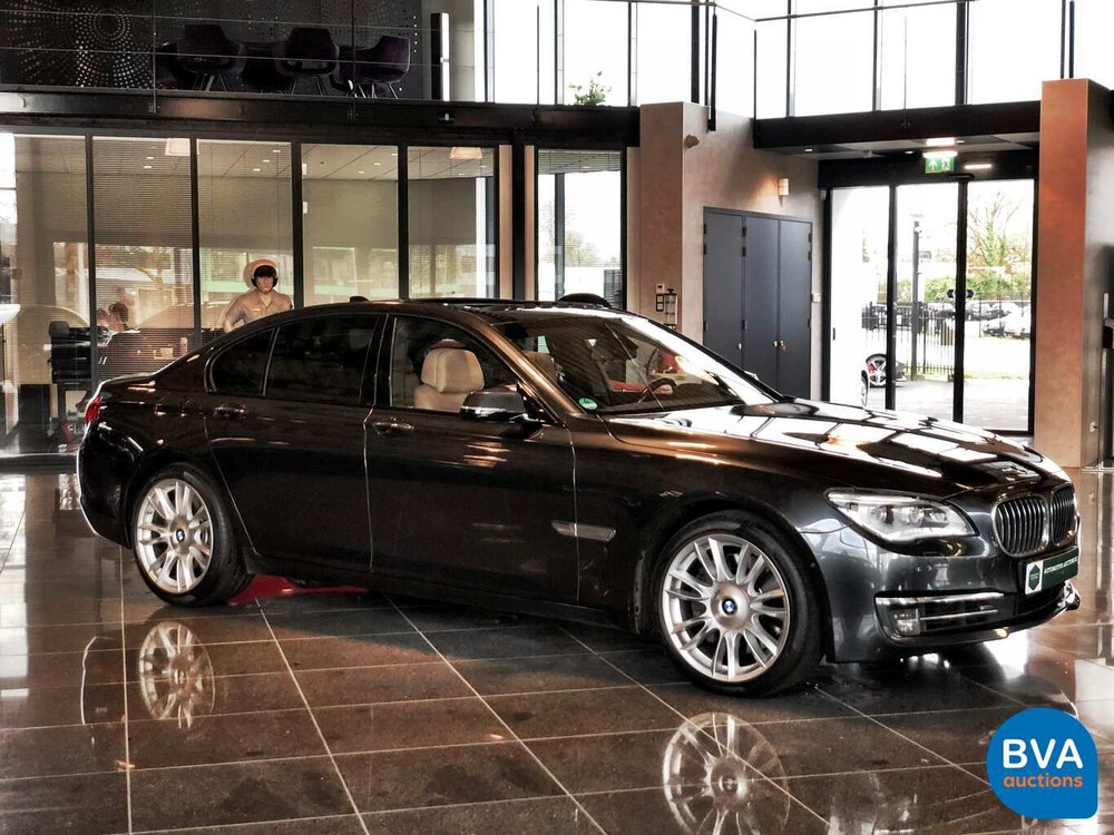 BMW 760i 544 PS V12 Turbo 2014 7er Individual, G-433-BG.